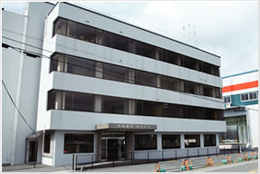 滋賀運送本社社屋